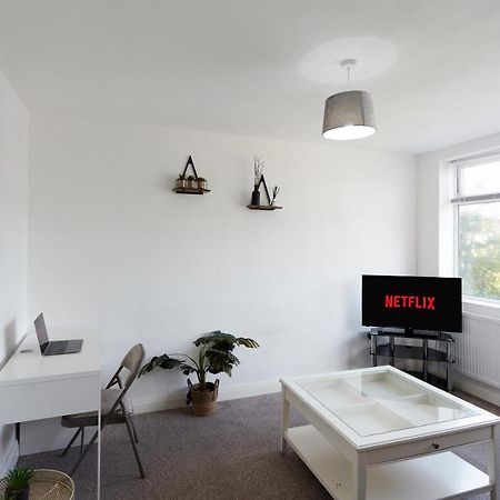 Spacious Home Close To City Centre Location Leeds  Dış mekan fotoğraf