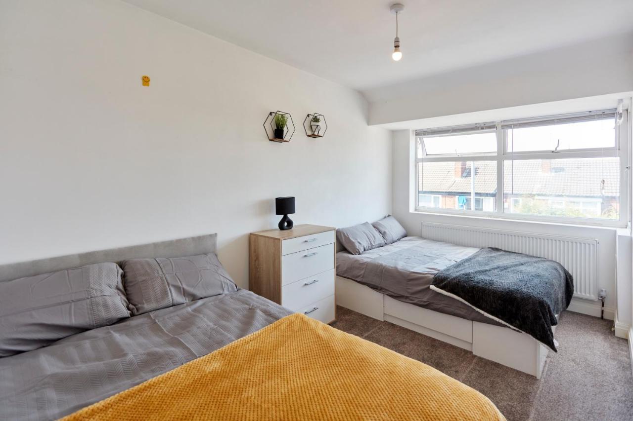 Spacious Home Close To City Centre Location Leeds  Dış mekan fotoğraf
