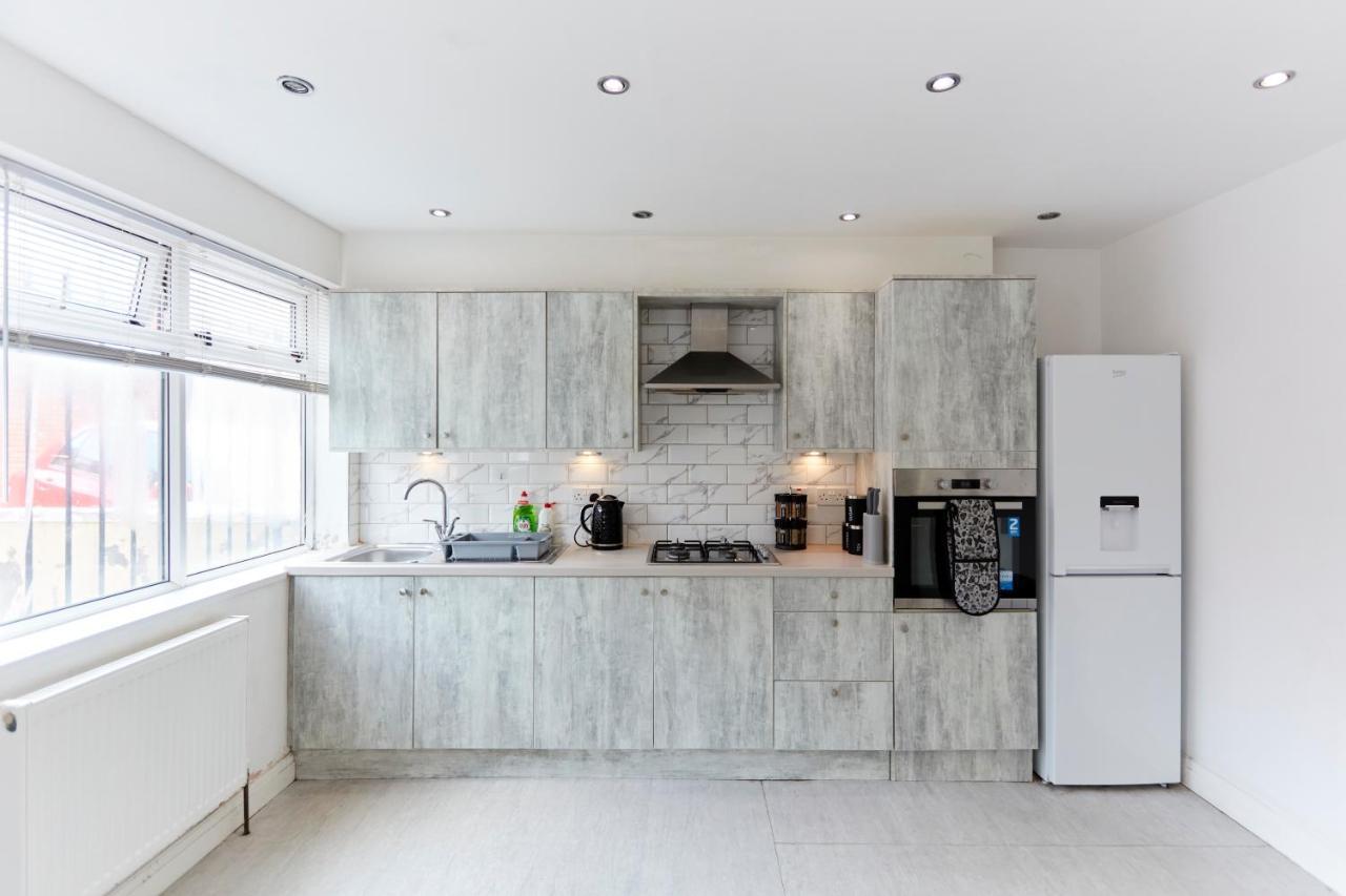 Spacious Home Close To City Centre Location Leeds  Dış mekan fotoğraf
