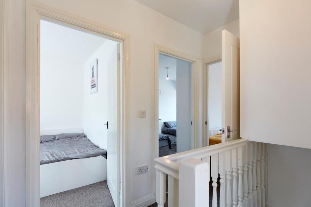 Spacious Home Close To City Centre Location Leeds  Dış mekan fotoğraf